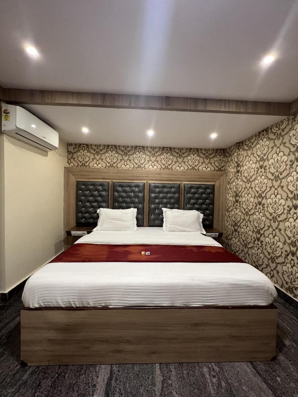 Dreamz Lodge Bangalore Eksteriør billede