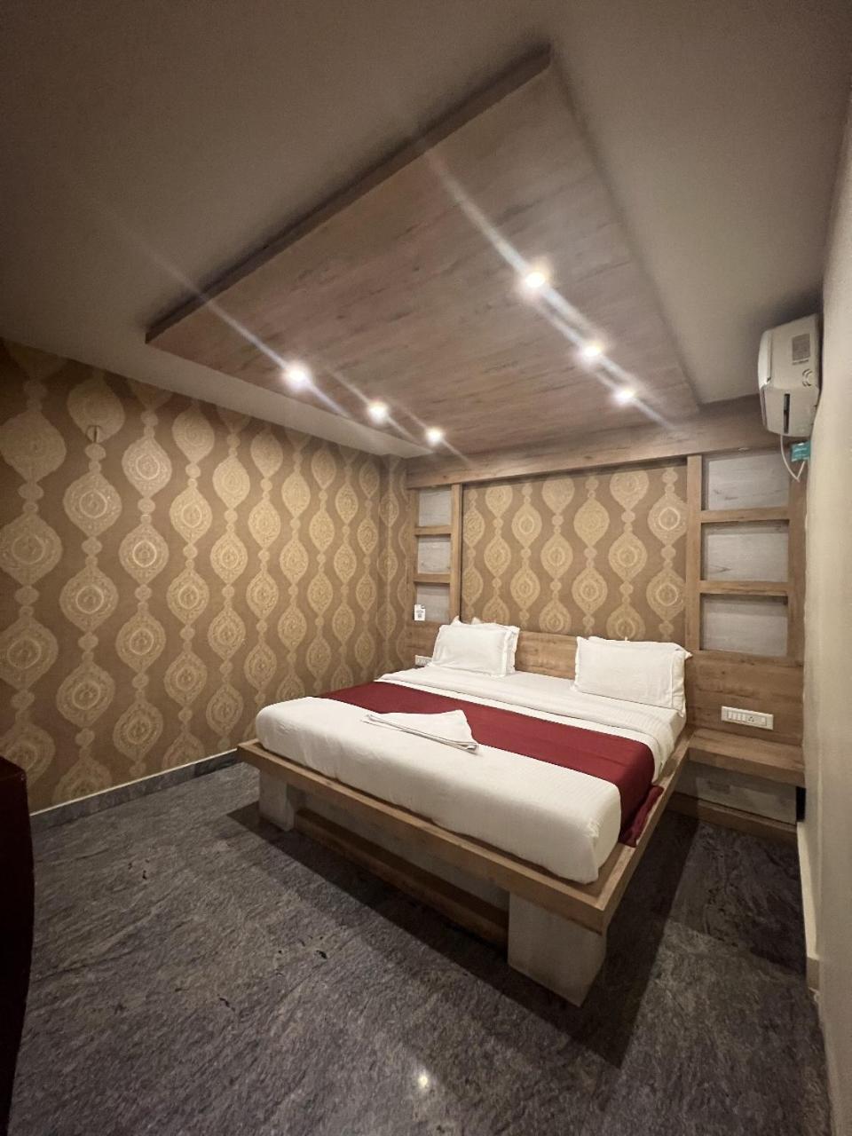 Dreamz Lodge Bangalore Eksteriør billede