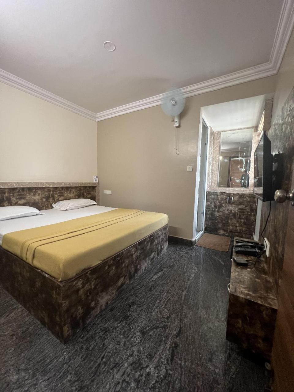 Dreamz Lodge Bangalore Eksteriør billede